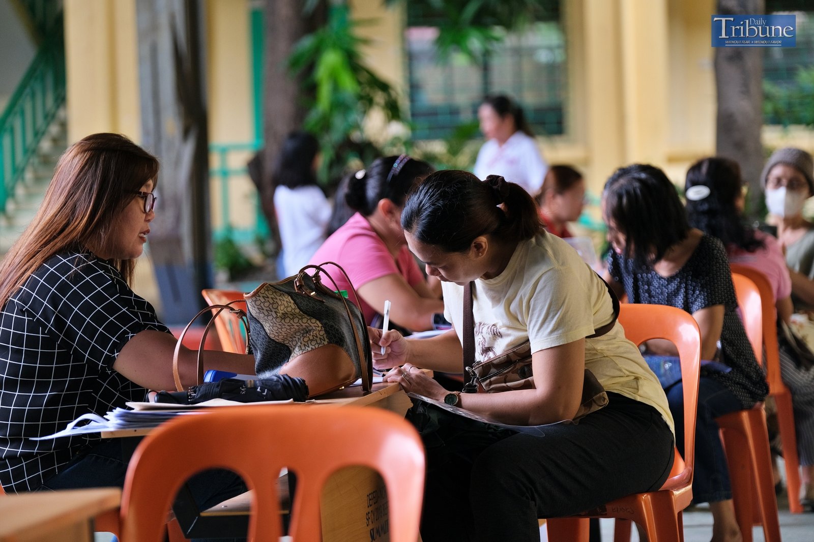 TRIBUNE-backtoschool-scenes